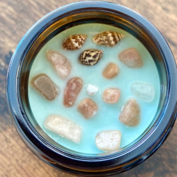 Mind Mana Creations Stay Salty 4 oz Candle - Picture 3 of 3